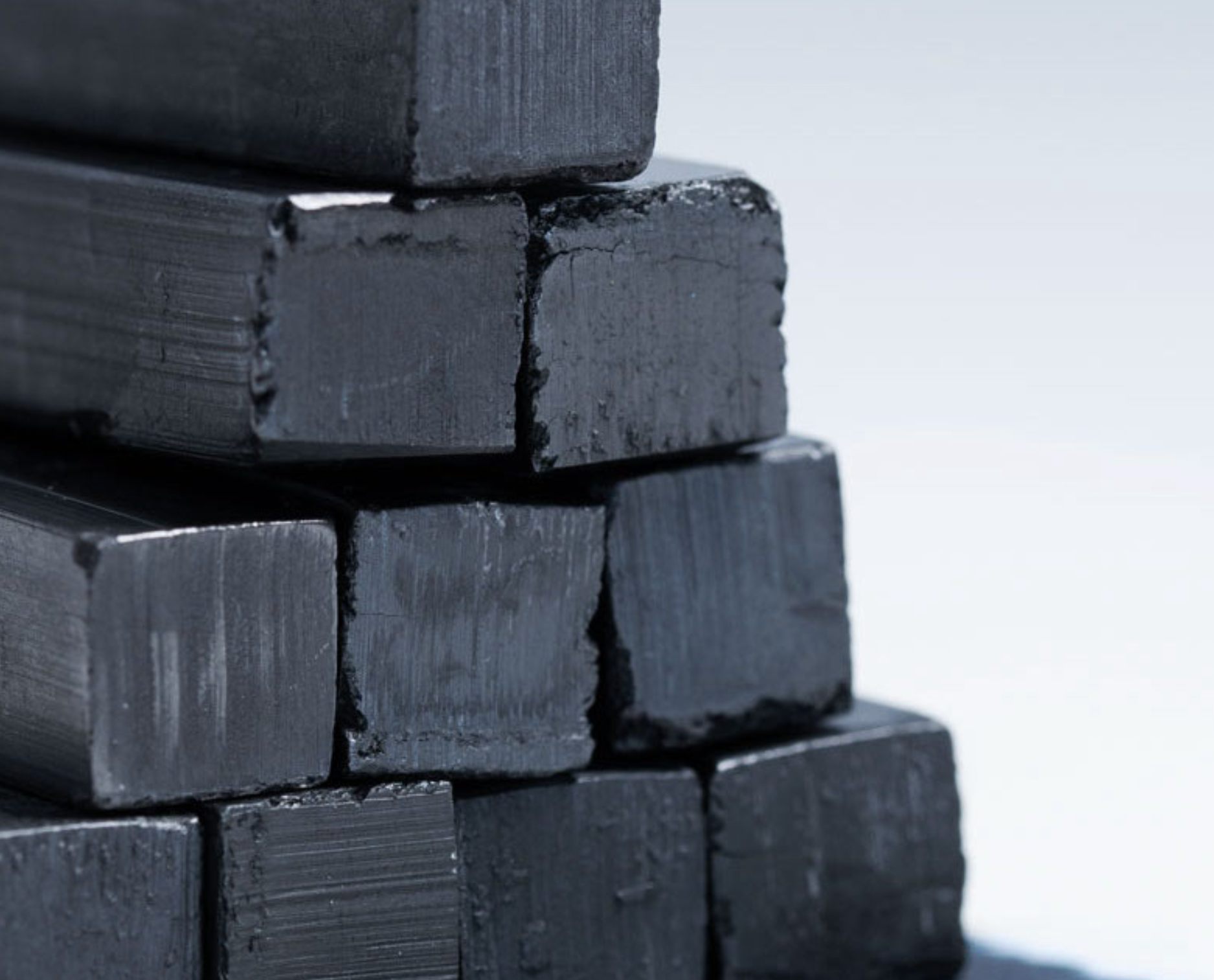 This case study analyzes how a Swiss multinational specialized in synthetic graphite optimized its processes with effective filtration solutions. case study dust treatment during synthetic graphite production hf group