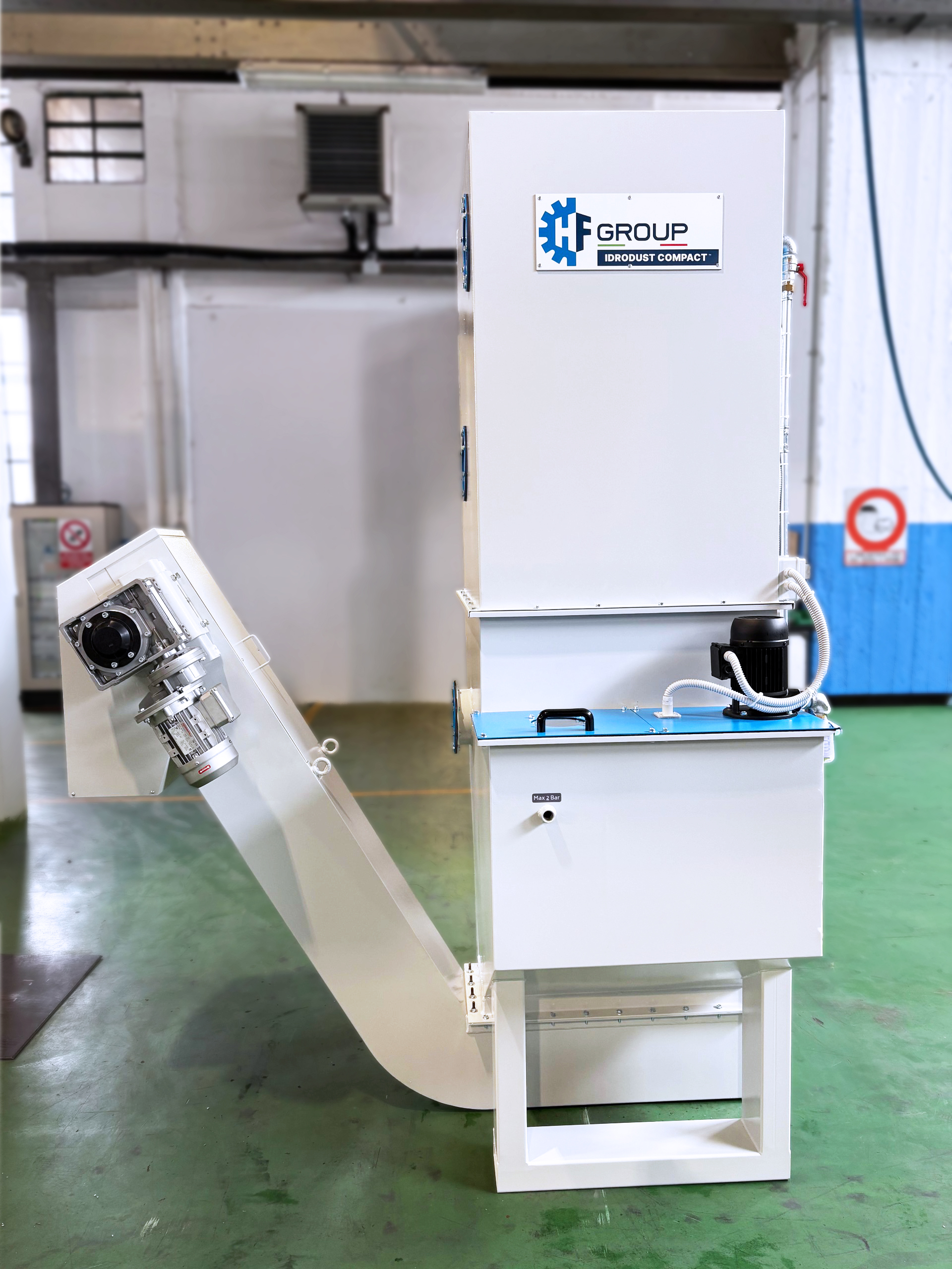 Idrodust Compact™ PRO hydrodynamic filter efficiently reduces dust, vapors, and gases using a high-performance air-water micro-mixing system. idrodust compact pro hydrodynamic filter hf group